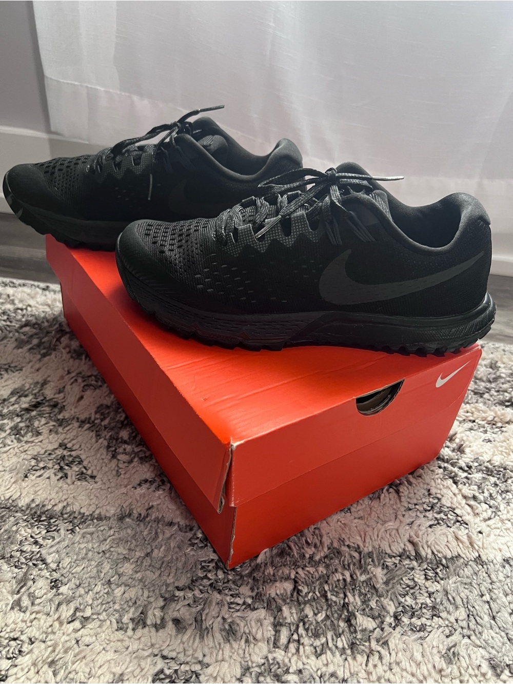 Woman’s Nike air zoom terra kiger 4
